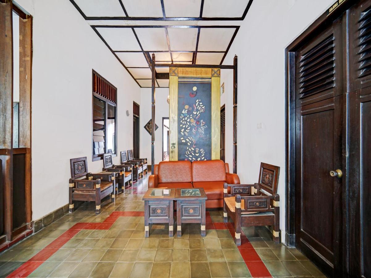 OYO 90676 Oryza Hotel Jogyakarta Zewnętrze zdjęcie